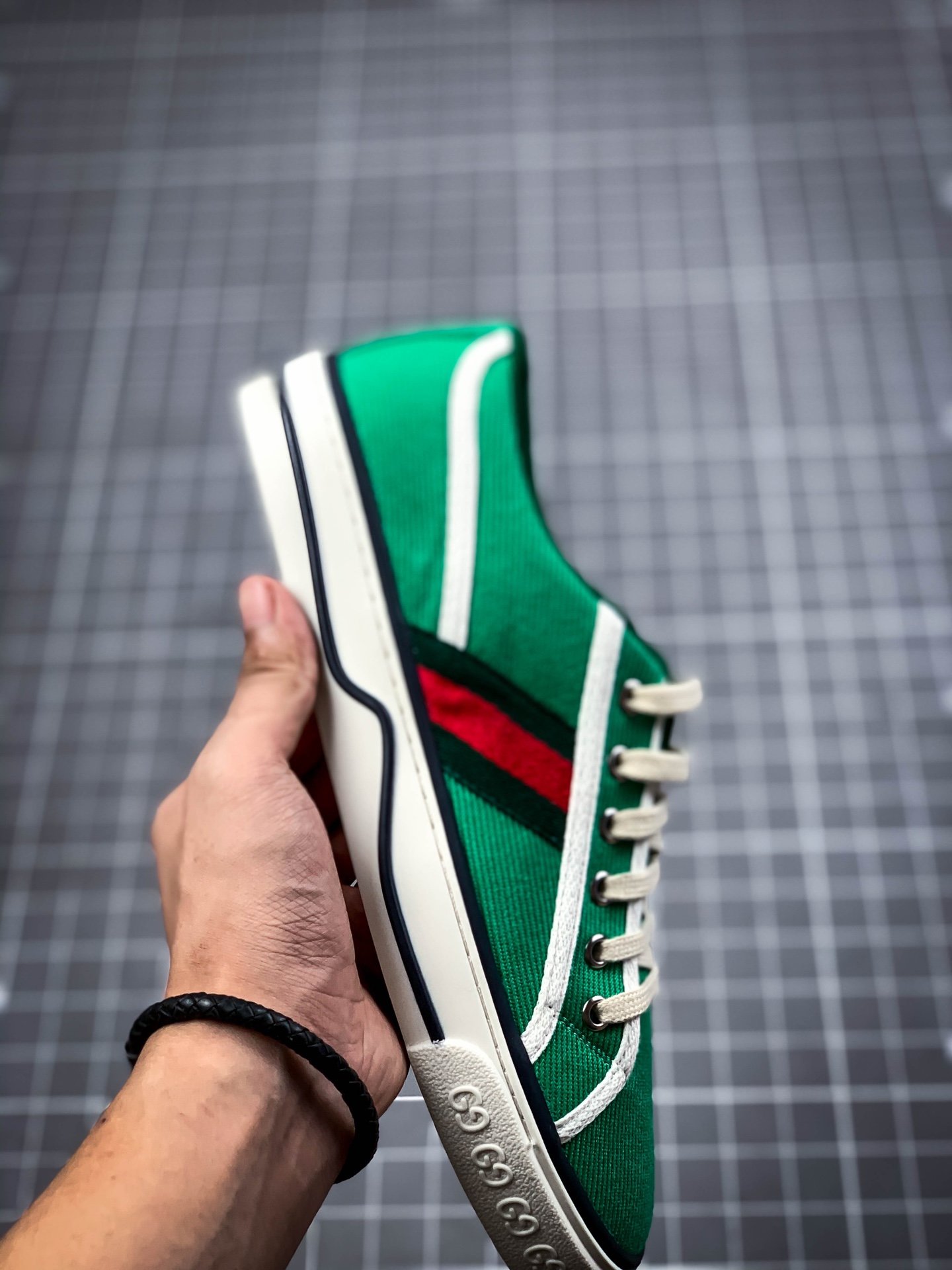 Gucci Ace Embroidered Low-Top Sneaker Green/White/Red 11