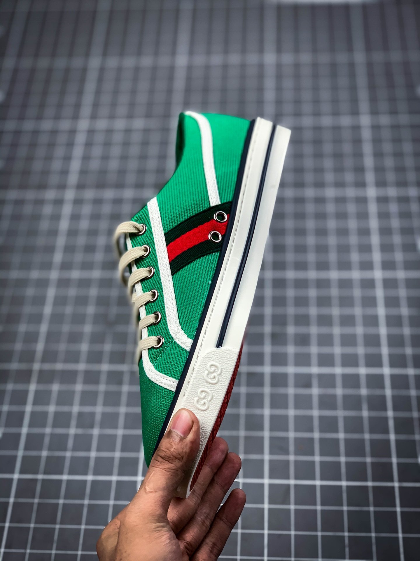 Gucci Ace Embroidered Low-Top Sneaker Green/White/Red 13