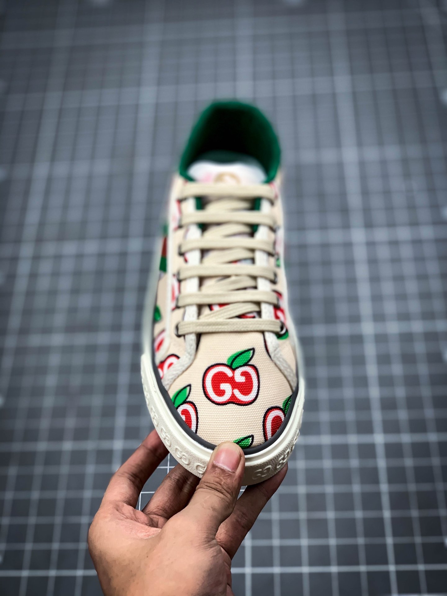 Gucci Tennis 1977 Print Sneaker Beige/Green/Red 3