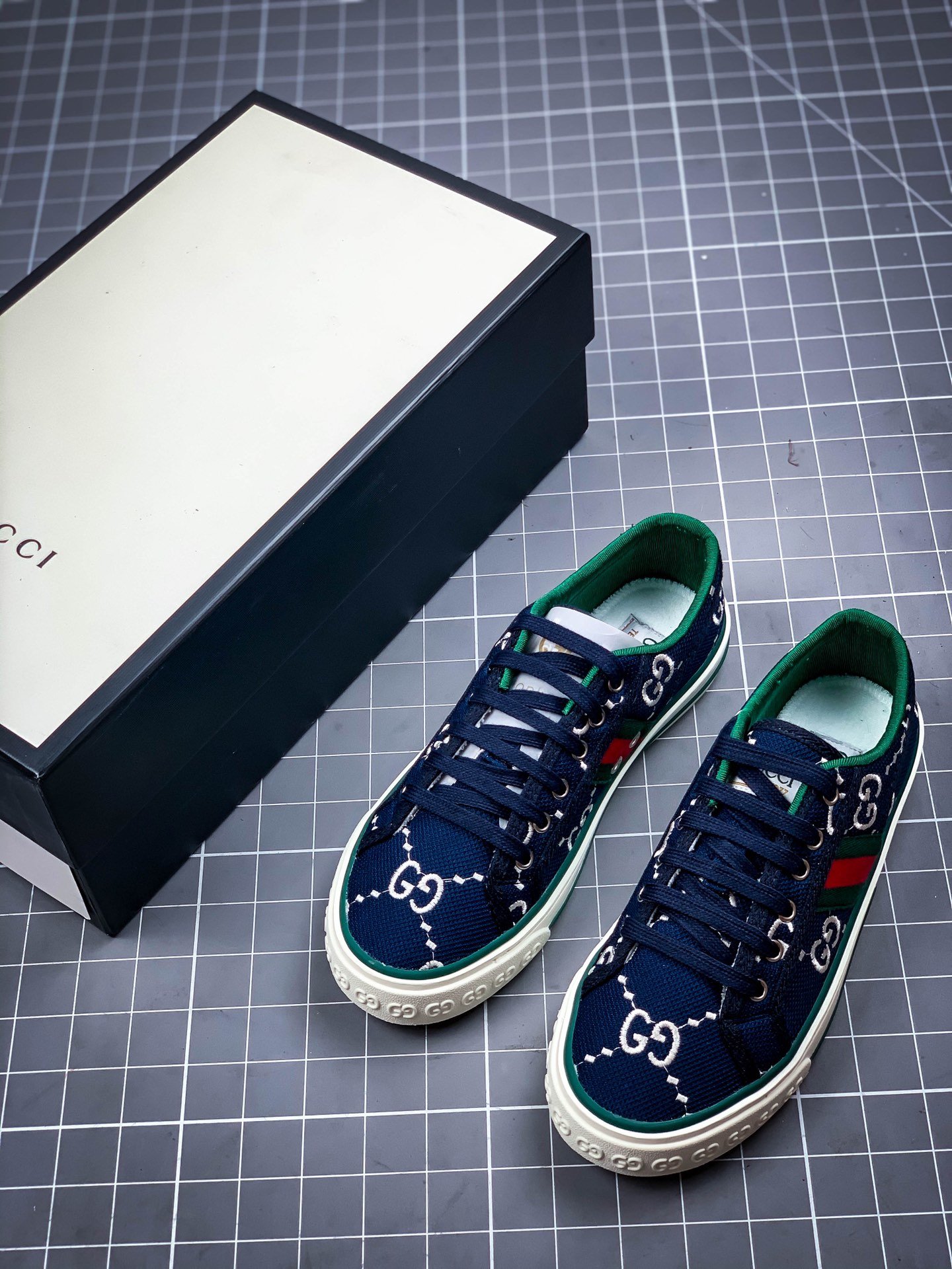 Gucci Tennis 1977 Print Sneaker Navy Blue/White/Green 7