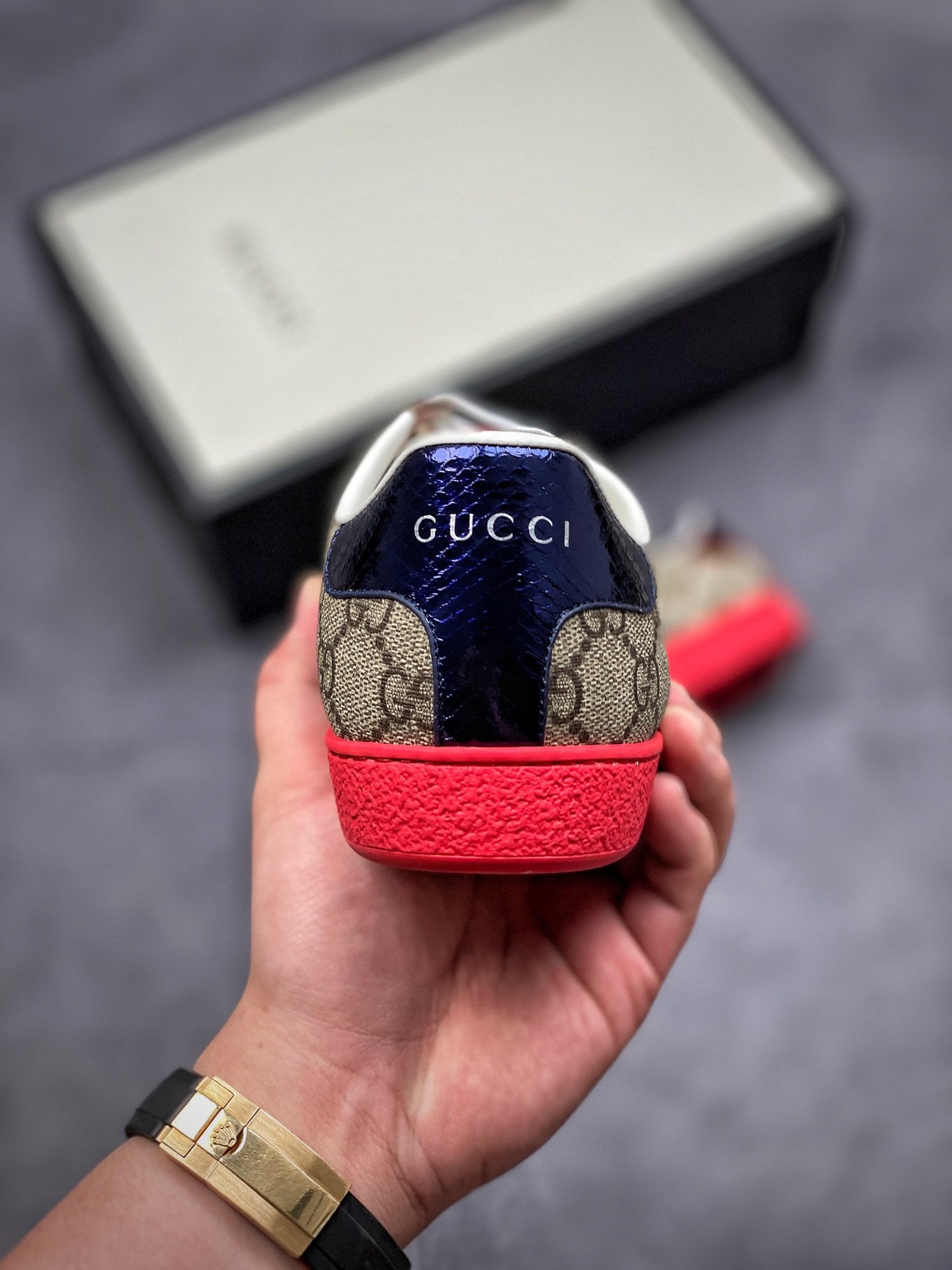 Gucci Ace Embroidered Low-Top Grey/Navy Blue/Red 5