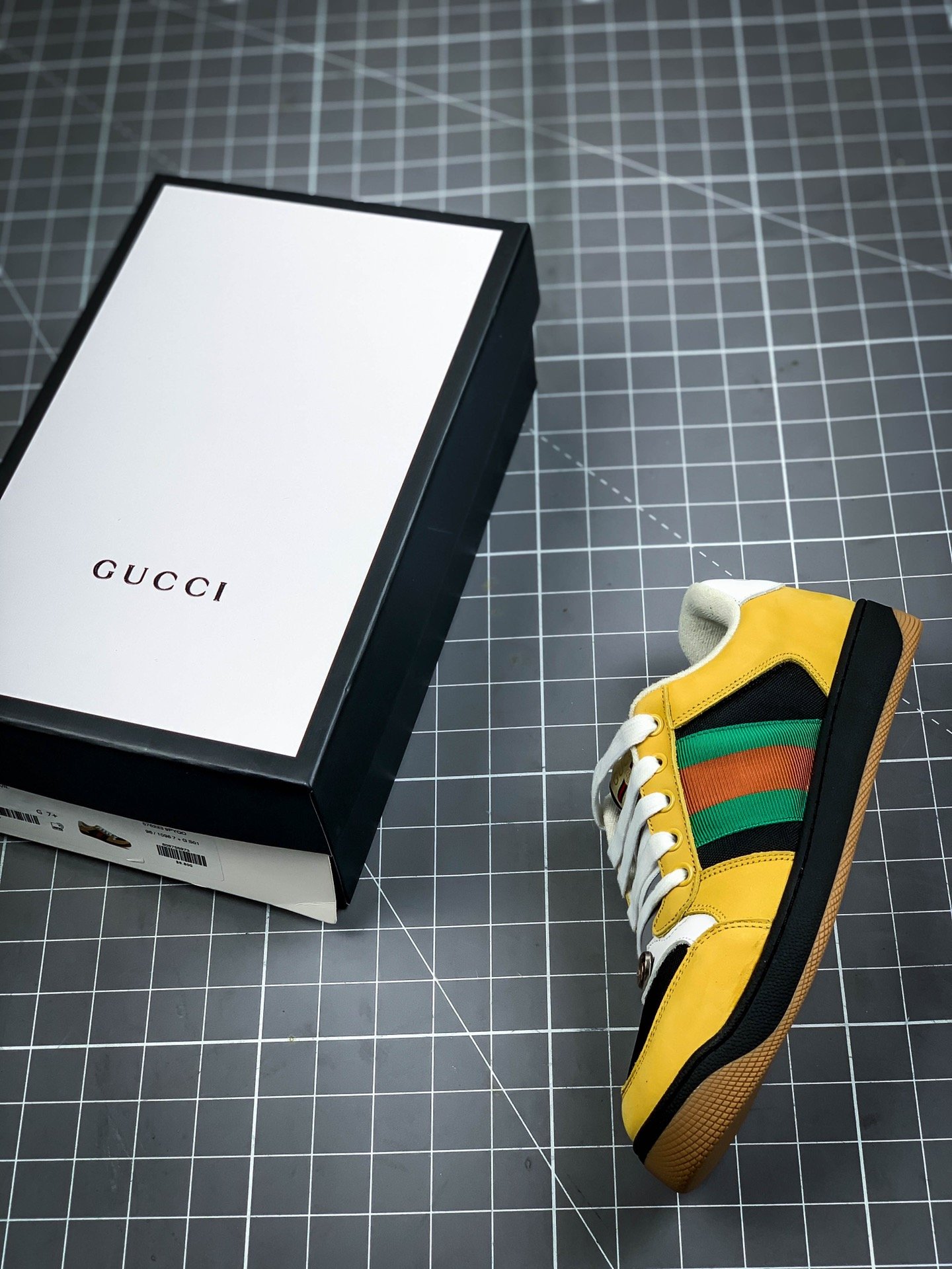 Gucci Low Shoes Yellow/Black/Green/Red-White 13