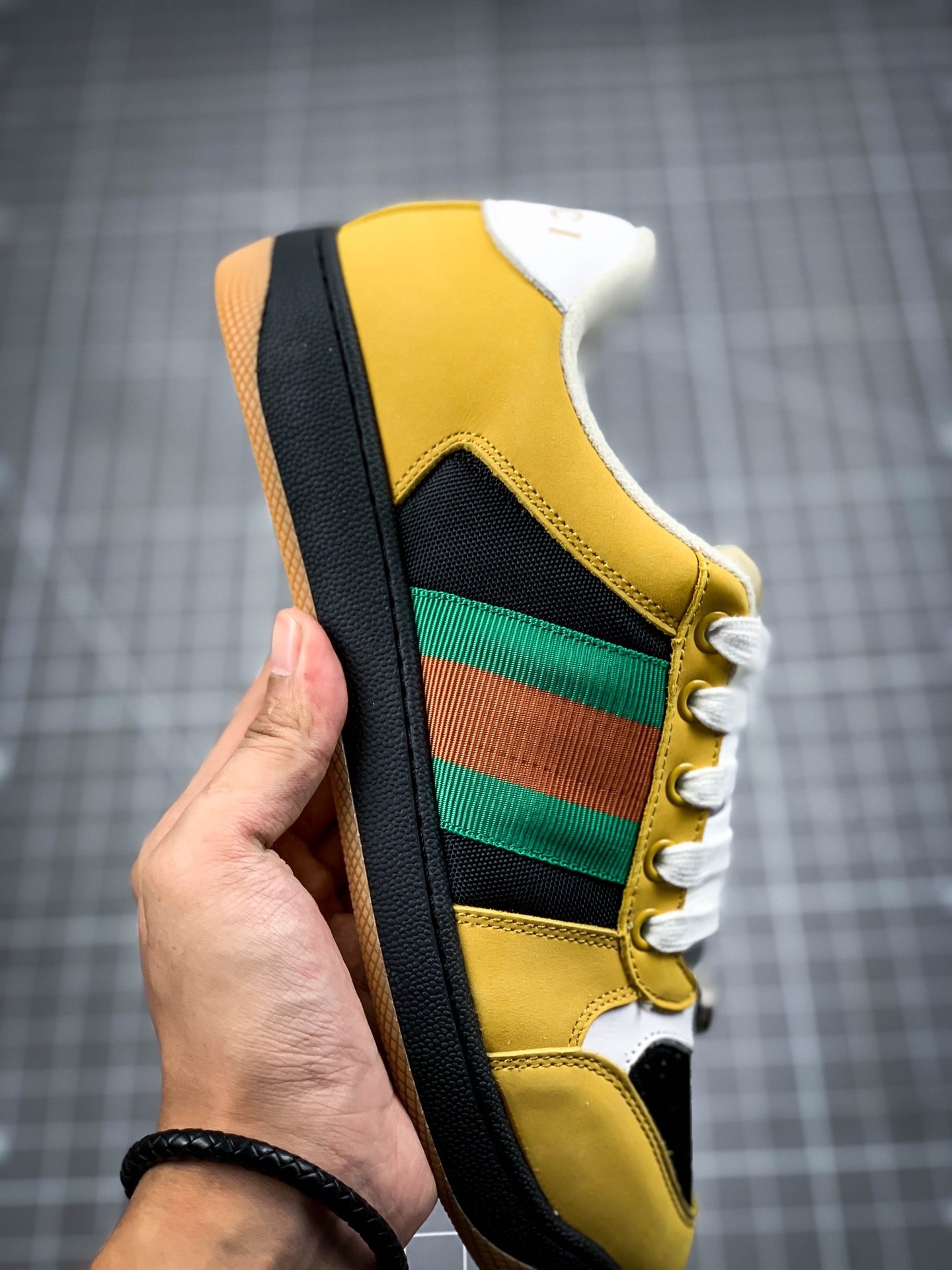 Gucci Low Shoes Yellow/Black/Green/Red-White 17