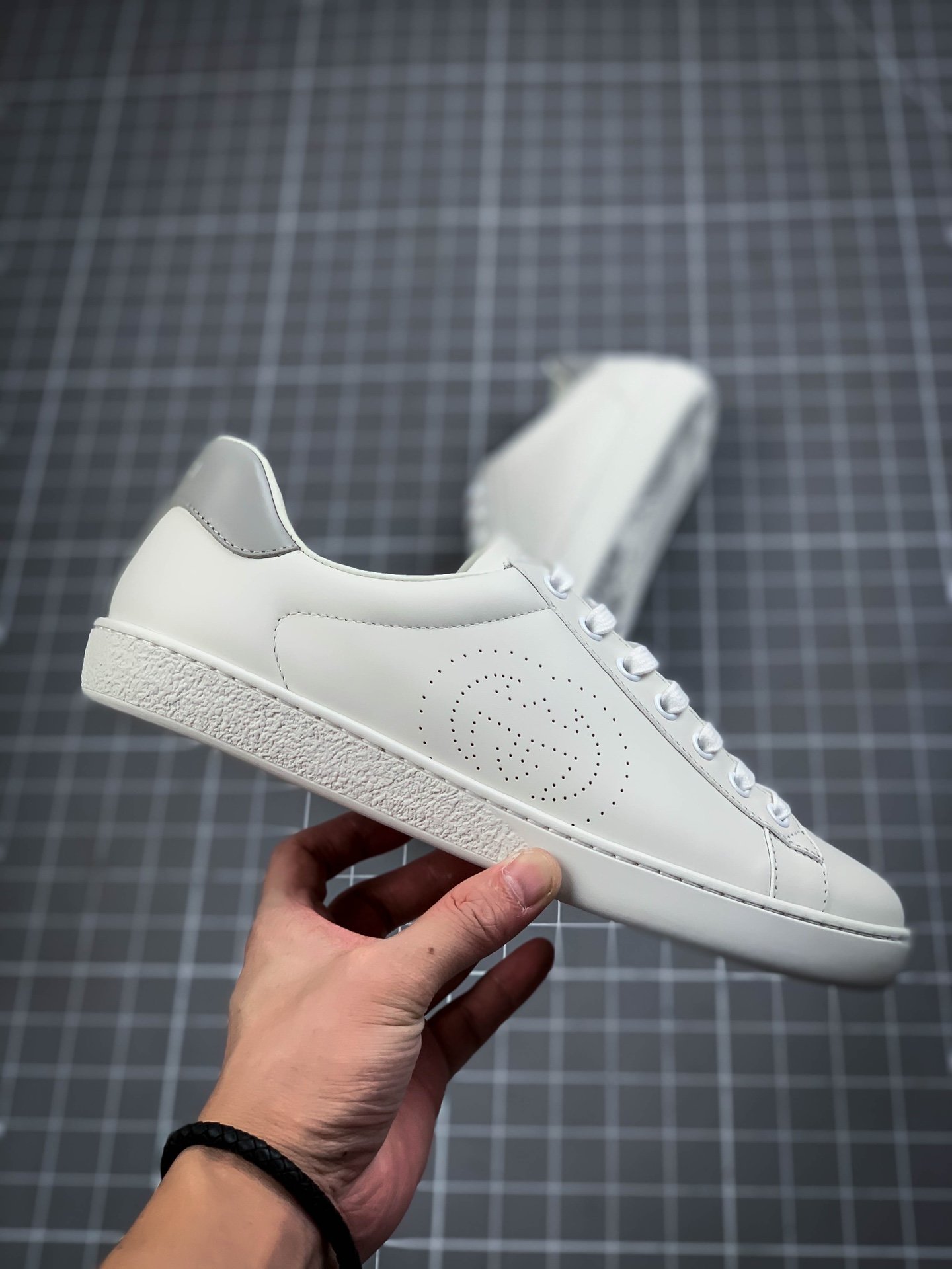 Gucci Ace Embroidered Low-Top Sneaker White/White/Light Grey 17