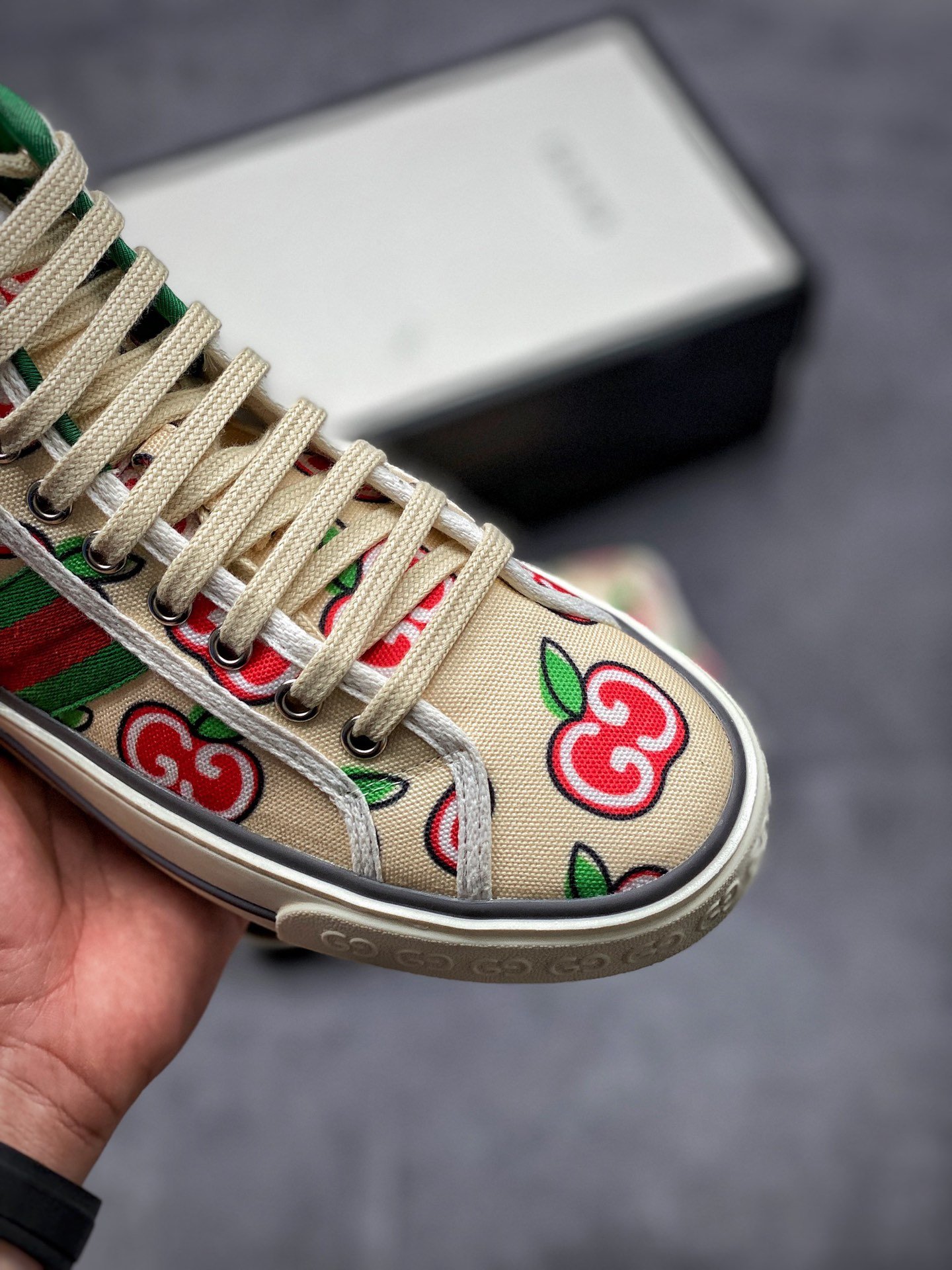 Gucci Tennis 1977 Print Sneaker Beige/Red/Green 11