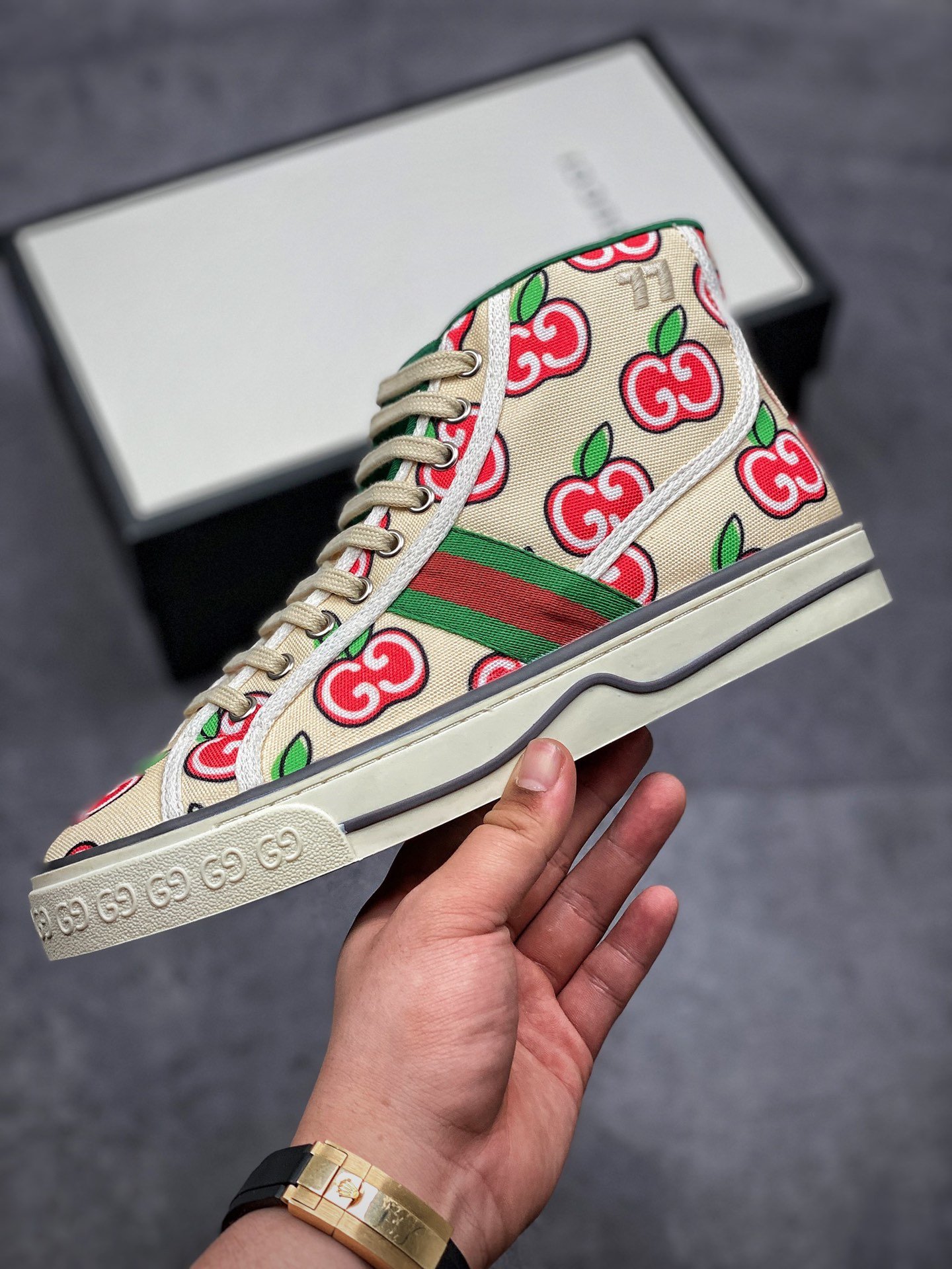 Gucci Tennis 1977 Print Sneaker Beige/Red/Green 17