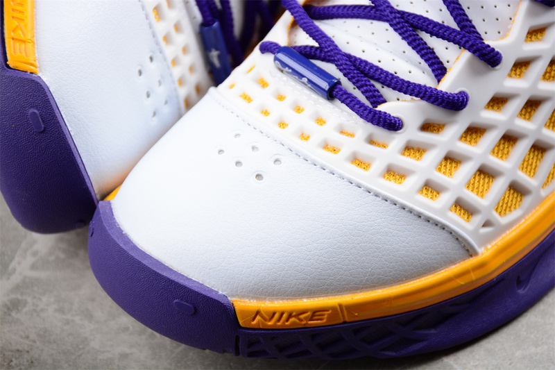 Zoom Kobe Iii 3 Sl Protro Mvp White/Purple/Gold 5