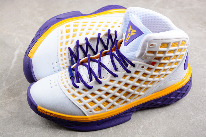 Zoom Kobe Iii 3 Sl Protro Mvp White/Purple/Gold 9