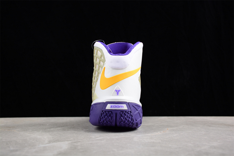 Zoom Kobe 3 Lakers Mtllc Slvr/Cnyn Gld-Vrsty Prpl 11