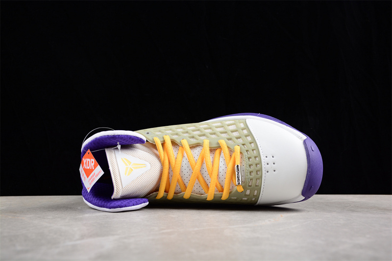 Zoom Kobe 3 Lakers Mtllc Slvr/Cnyn Gld-Vrsty Prpl 25