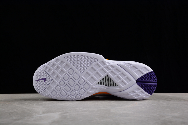 Zoom Kobe Iii 3 Sl Protro Mvp White/Gold/Purple 9