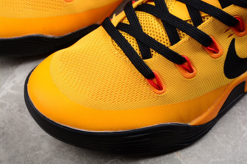 Kobe 9 Em Bruce Lee University Gold/Black-Laser Crimson 17