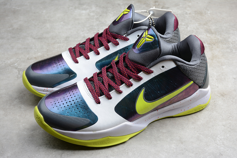 Kobe 5 Protro Chaos White/Cyber-Purple-Red 7