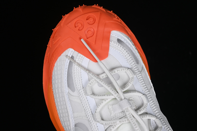 Acg Mountain Fly 2 Low Gtx Se Summit White/Summit White-Safety Orange-Black 31