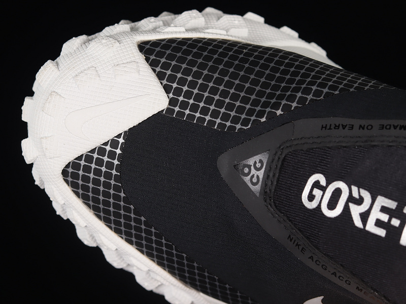 Acg Mountain Fly Gtx Black/Metallic Silver 21