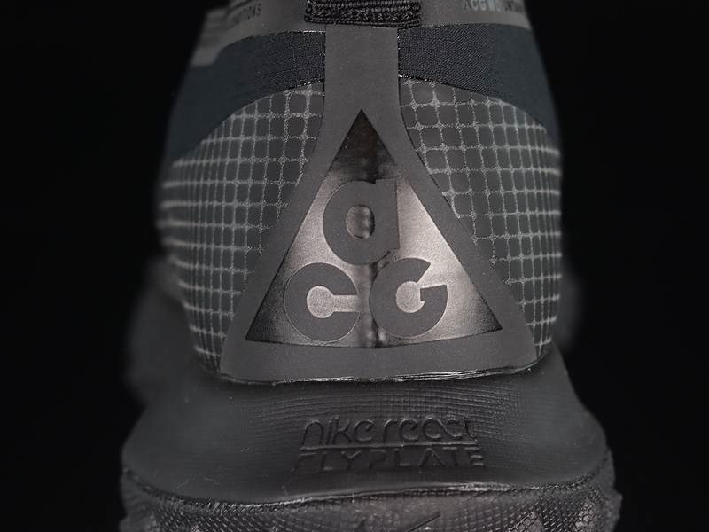 Acg Mountain Fly Gore-Tex Black/Dark Grey/Black 27