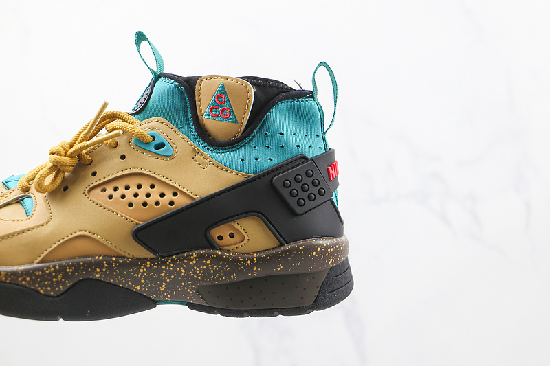 Acg Air Mowabb Twine/Fusion Red/Club Gold/Teal Charge 3