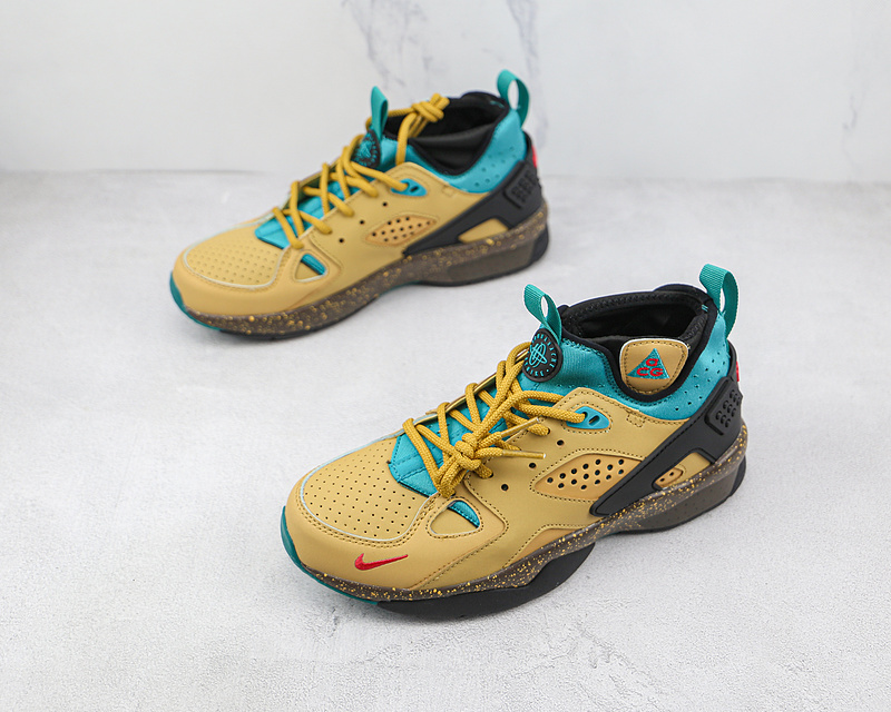 Acg Air Mowabb Twine/Fusion Red/Club Gold/Teal Charge 11