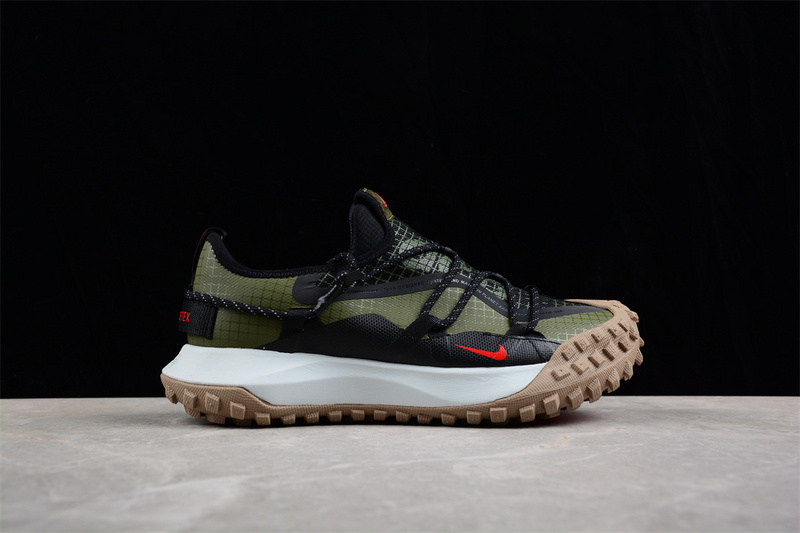 Acg Mountain Fly Low Se Pilgrim/Black 27