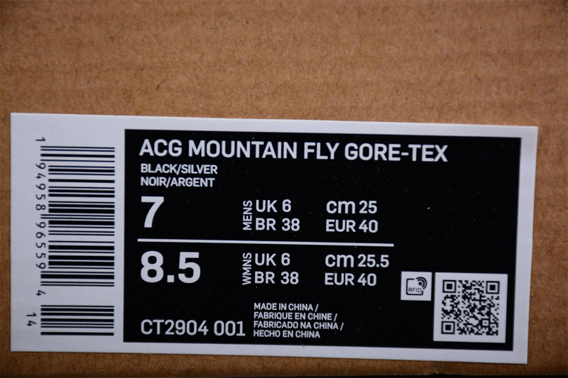 Acg Mountain Fly Gtx Black/Metallic Silver/White 7