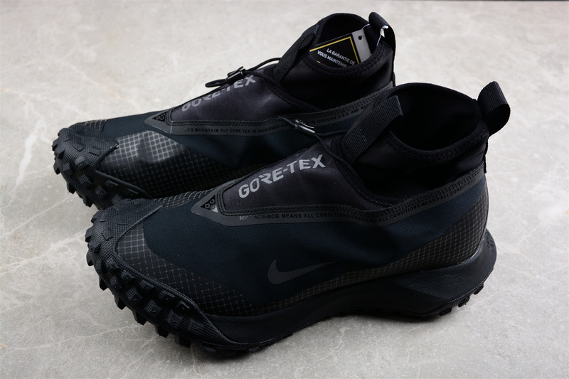 Acg Mountain Fly Gore-Tex Black/Dark Grey-Black 11