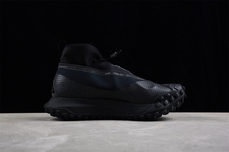 Acg Mountain Fly Gore-Tex Black/Dark Grey-Black 27