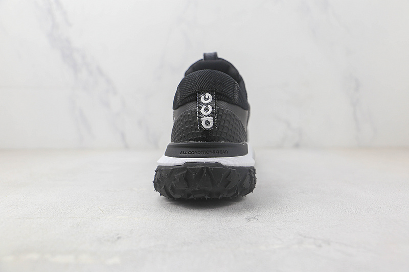 Acg Mountain Fly 2 Low Black/White/White 5