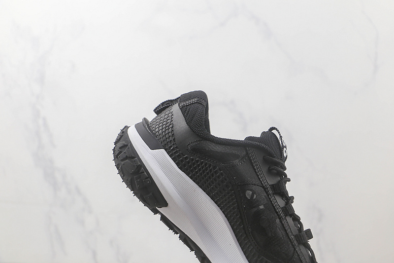 Acg Mountain Fly 2 Low Black/White/White 15