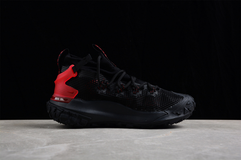 Acg Mountaln Fly Low Gtx Se Black/Black/Red 19