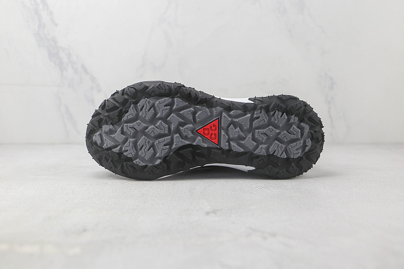 Acg Mountain Fly 2 Low Black/White/Red 3