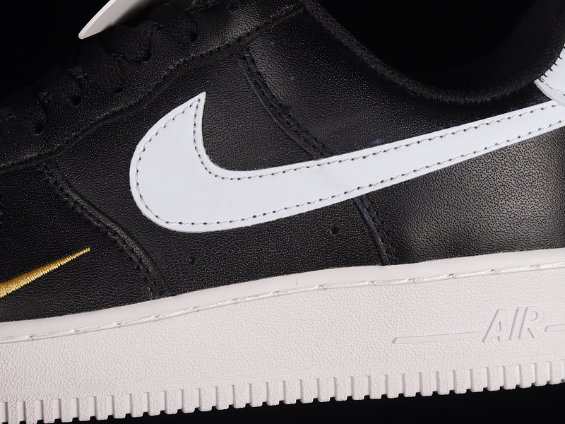 Air Force 1 Low 07 Essential Black/White/Black/Black 21