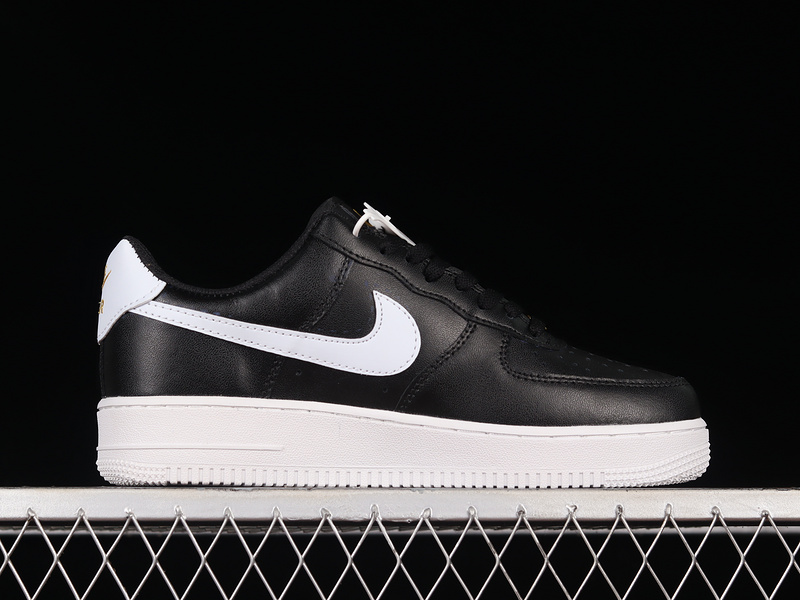 Air Force 1 Low 07 Essential Black/White/Black/Black 23