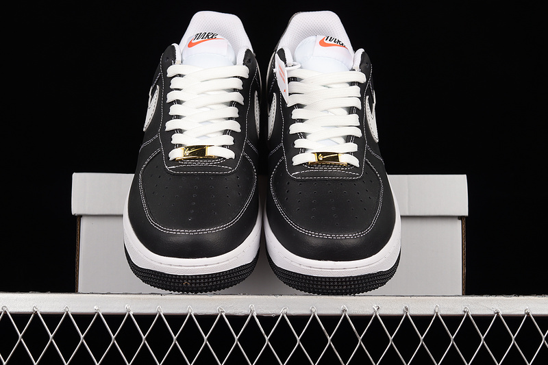 Air Force 1 Low 07 First Use Black/White/Black 5