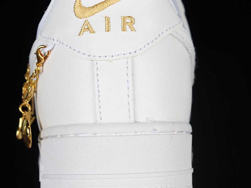 Air Force 1 Low 07 Lx Lucky Charms White/White/Metallic Gold/Flat Gold 19