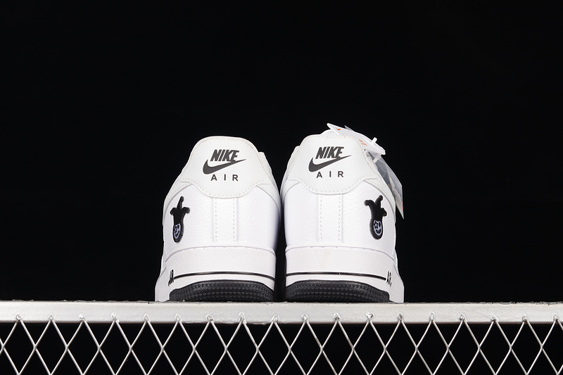 Air Force 1 Low Poker White/Black/White 17