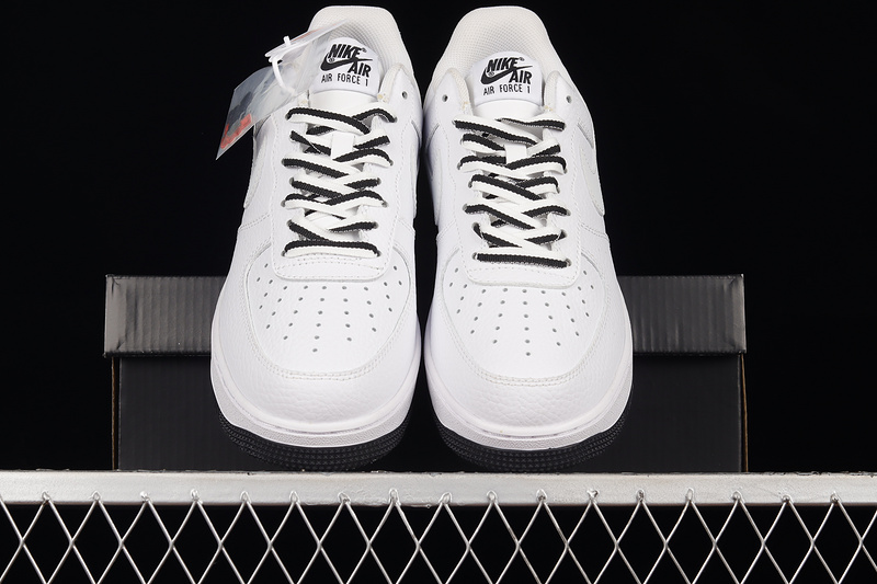 Air Force 1 Low Poker White/Black/White 19