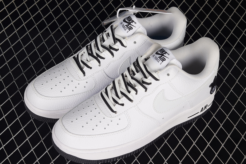 Air Force 1 Low Poker White/Black/White 23