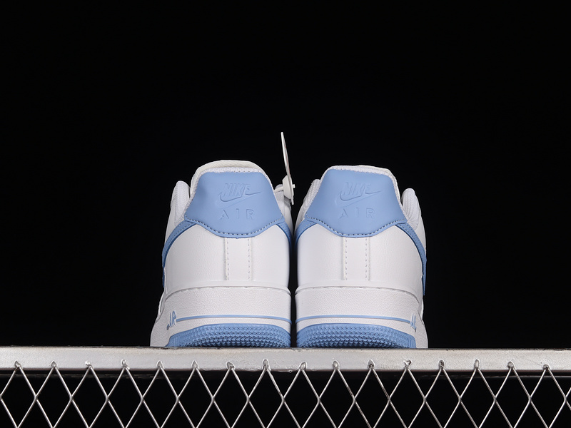 Air Force 1 Low 07 Patent White/Light Armory Blue 7