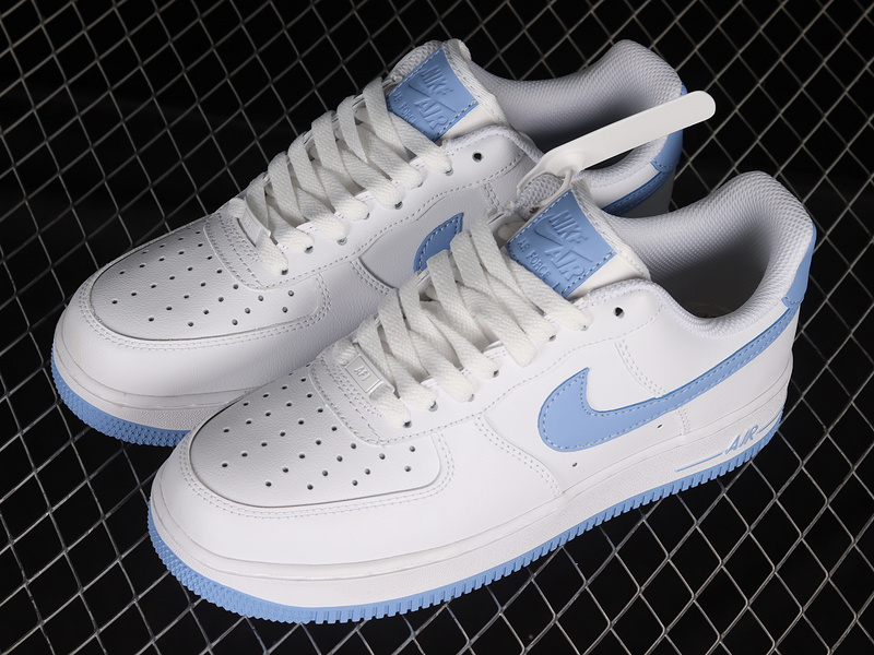 Air Force 1 Low 07 Patent White/Light Armory Blue 27