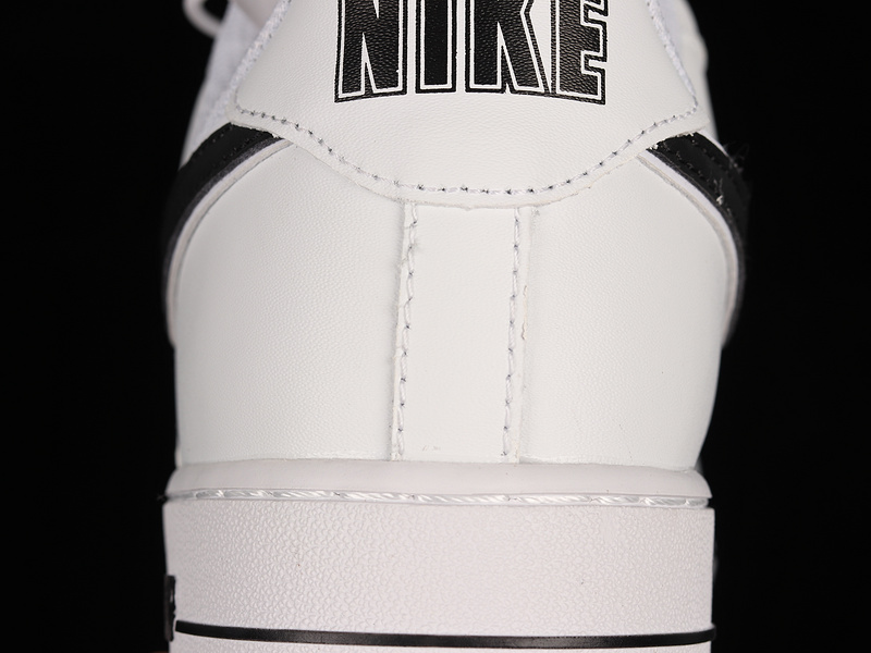 Air Force 1 Low 07 3 White/Black/White 7