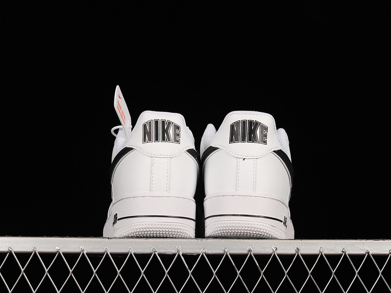 Air Force 1 Low 07 3 White/Black/White 9