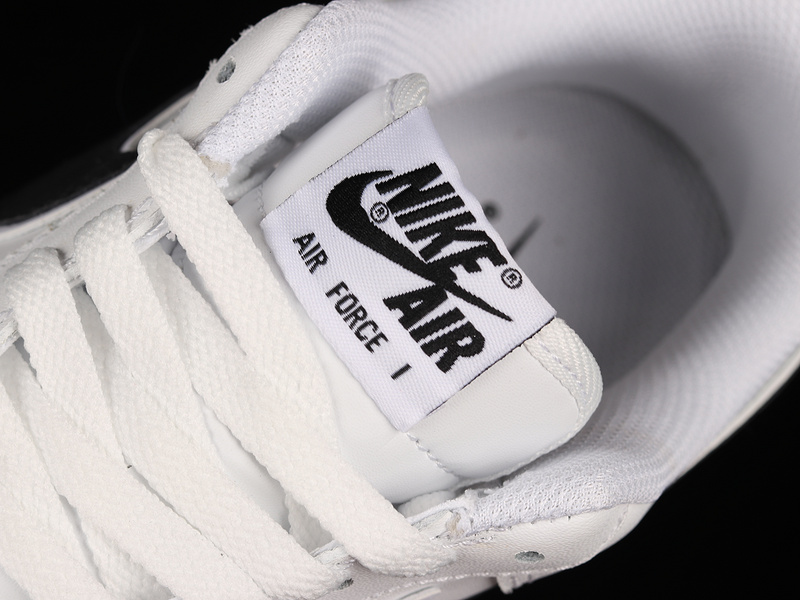 Air Force 1 Low 07 3 White/Black/White 19