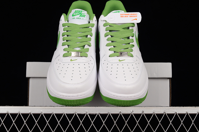 Nike Air Force 1 '07 Low White/White/Chlorophyll 23