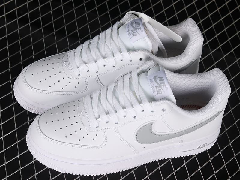 Air Force 1 Low 07 White/White/Light Grye 15