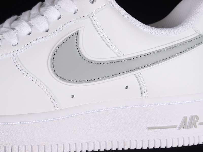 Air Force 1 Low 07 White/White/Light Grye 17