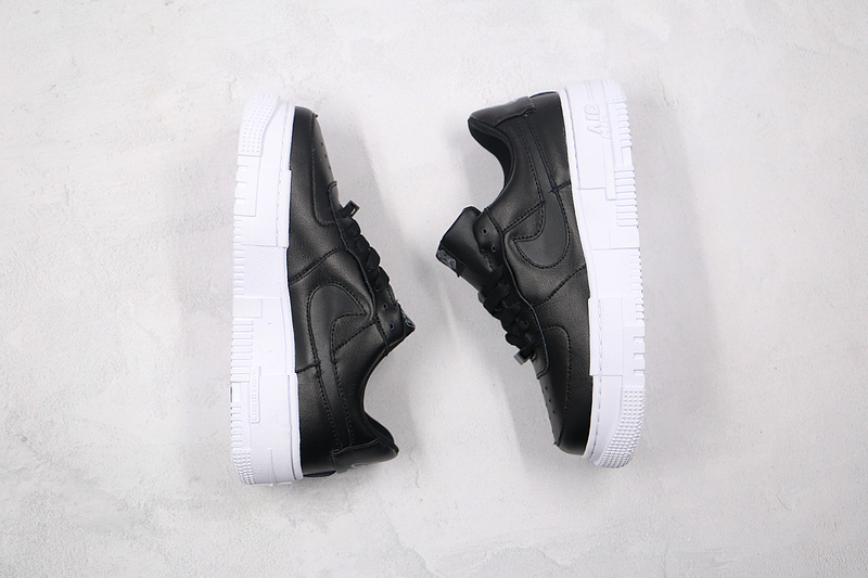 Air Force 1 Low Pixel Black/White/Black 3