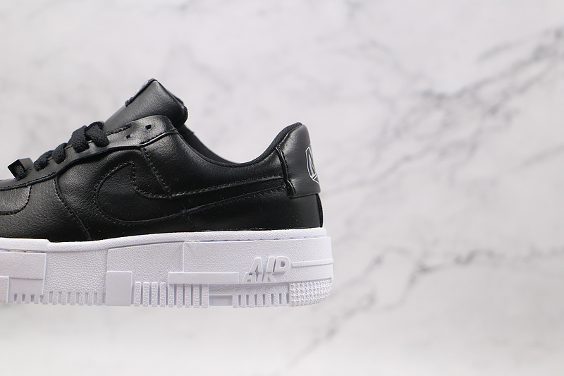 Air Force 1 Low Pixel Black/White/Black 15