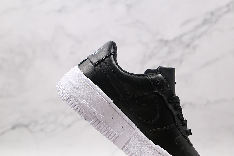 Air Force 1 Low Pixel Black/White/Black 19