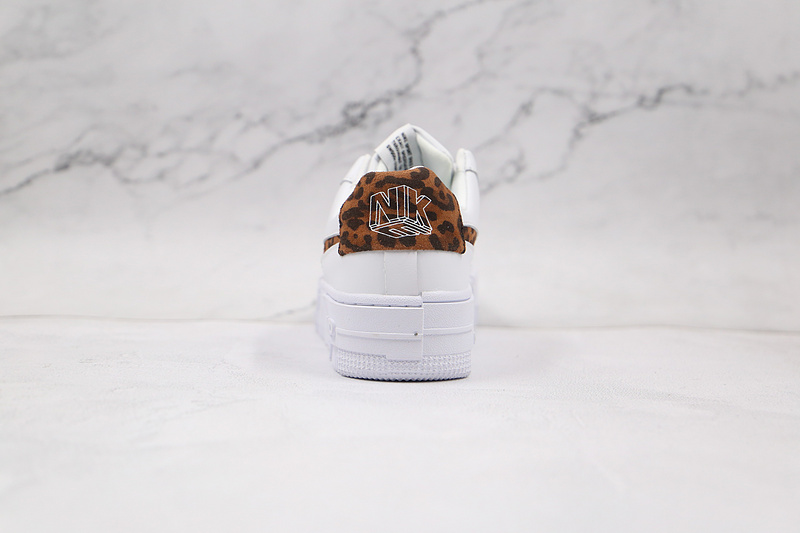 Air Force 1 Low Pixel Se Leopard Print White/White/White 9