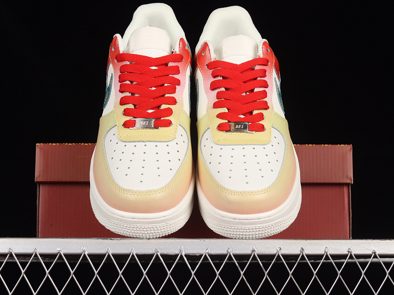 Air Force 1 Low 07 Red/Green/White 27